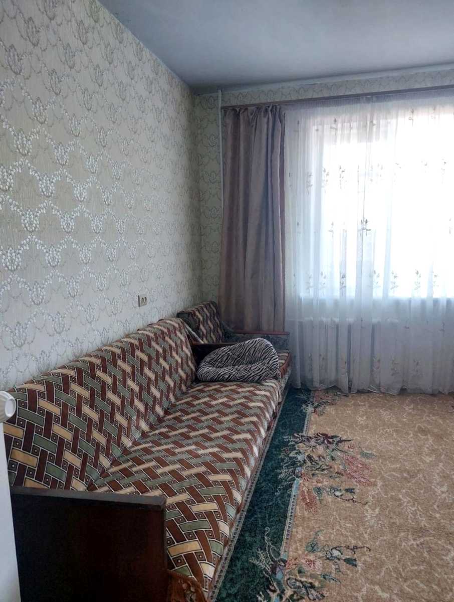1877848359371984