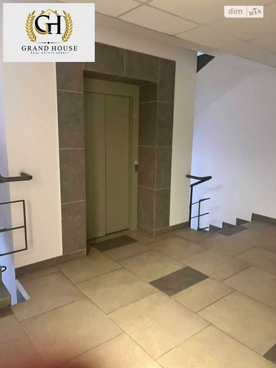 1877848611756308.jpg