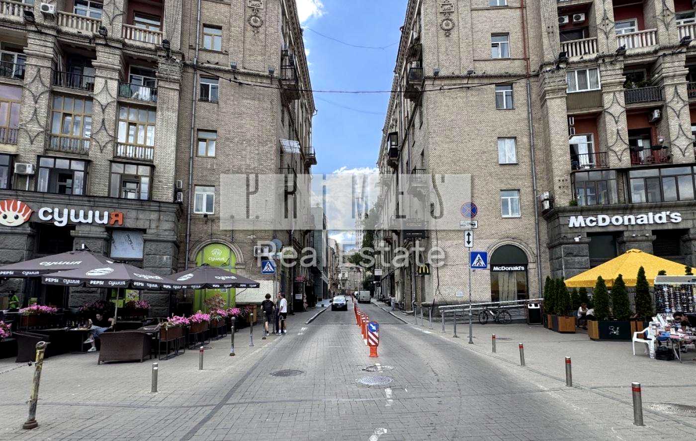 1877848910381180