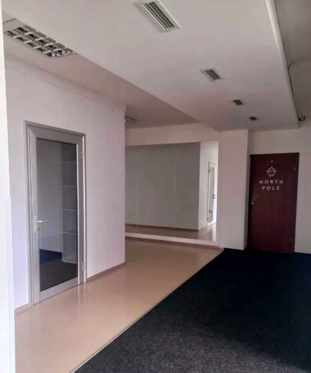 1877849677217125