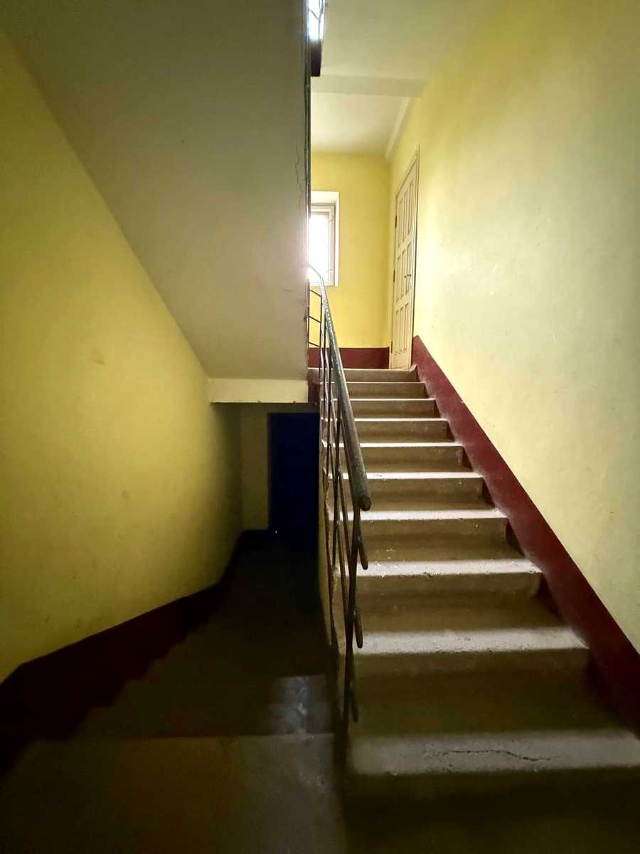 1877849793835511