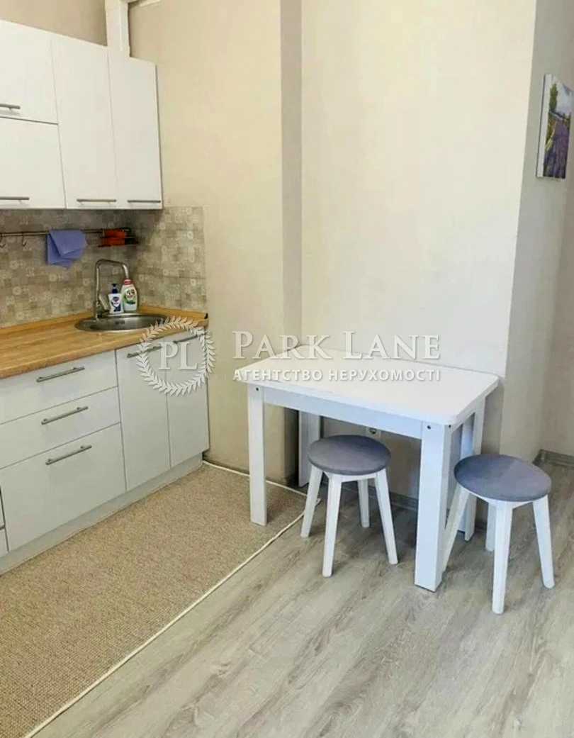 1877850063382745