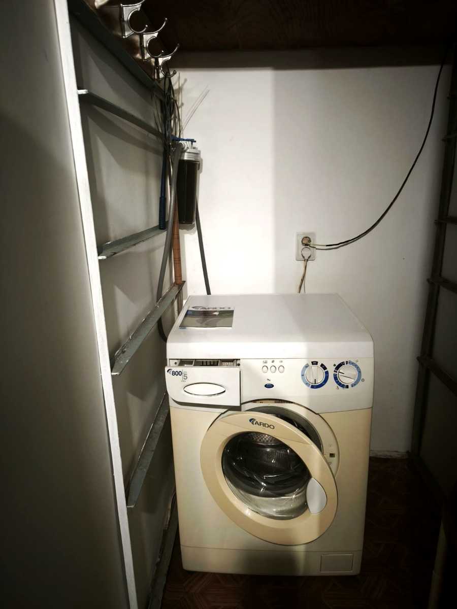 1877851050898005