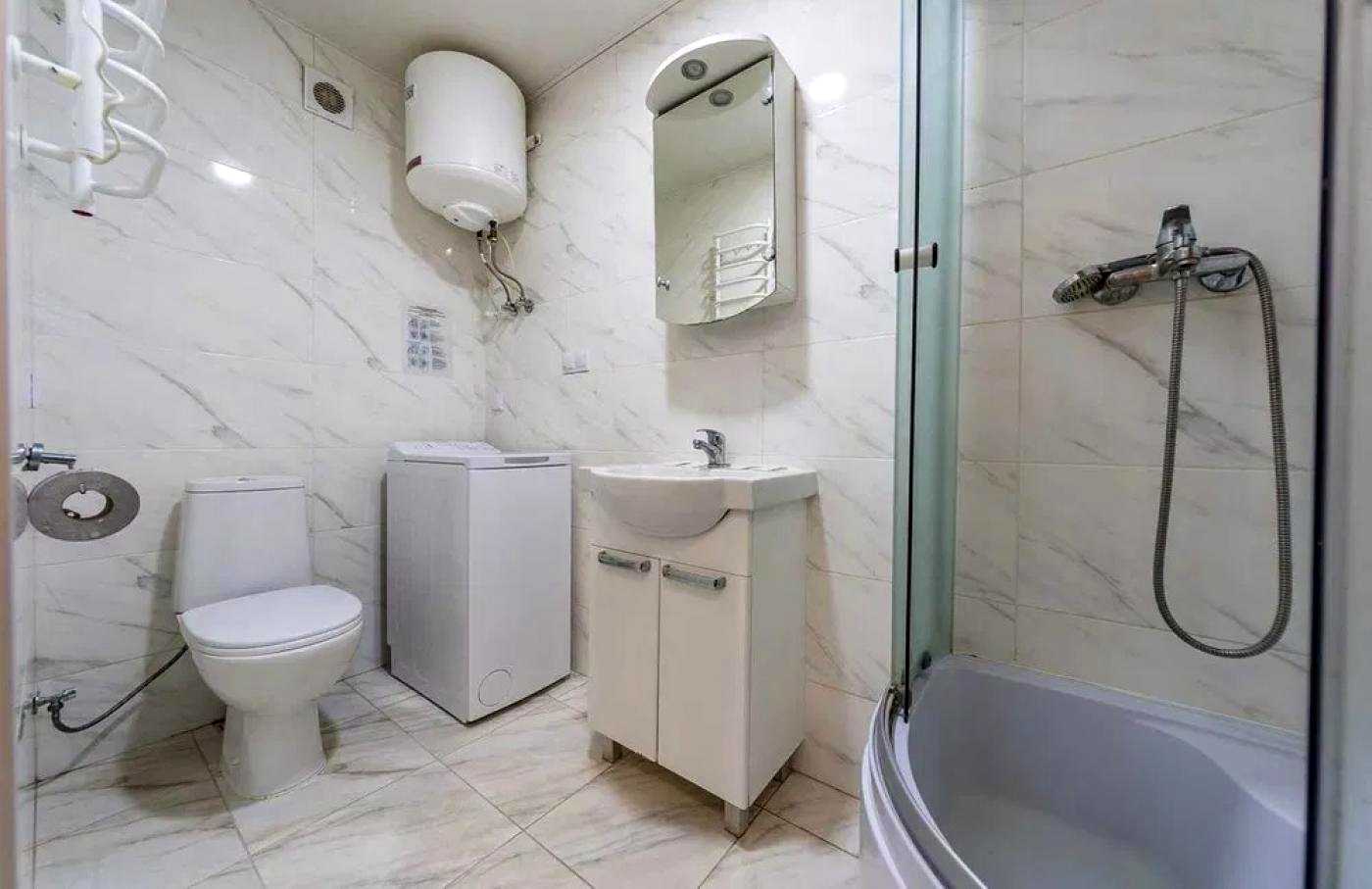 1877851771716743