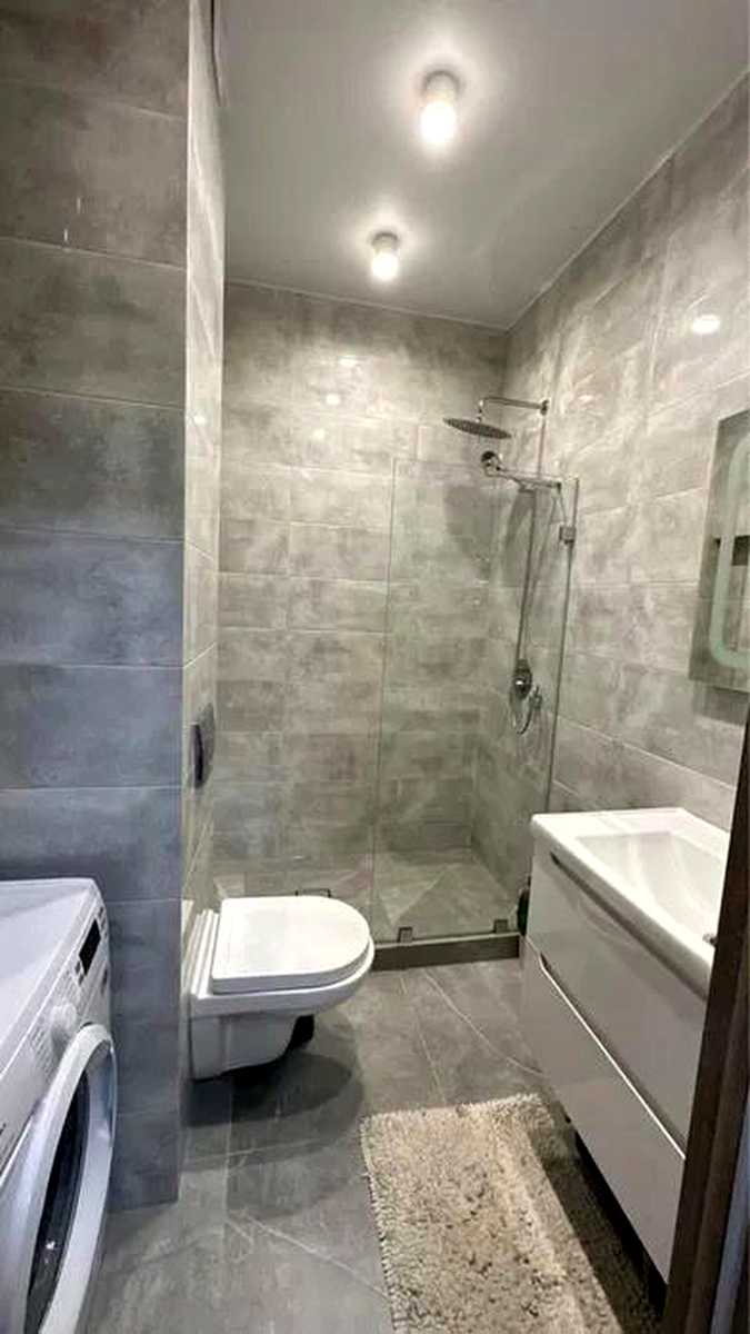 1877851914072365