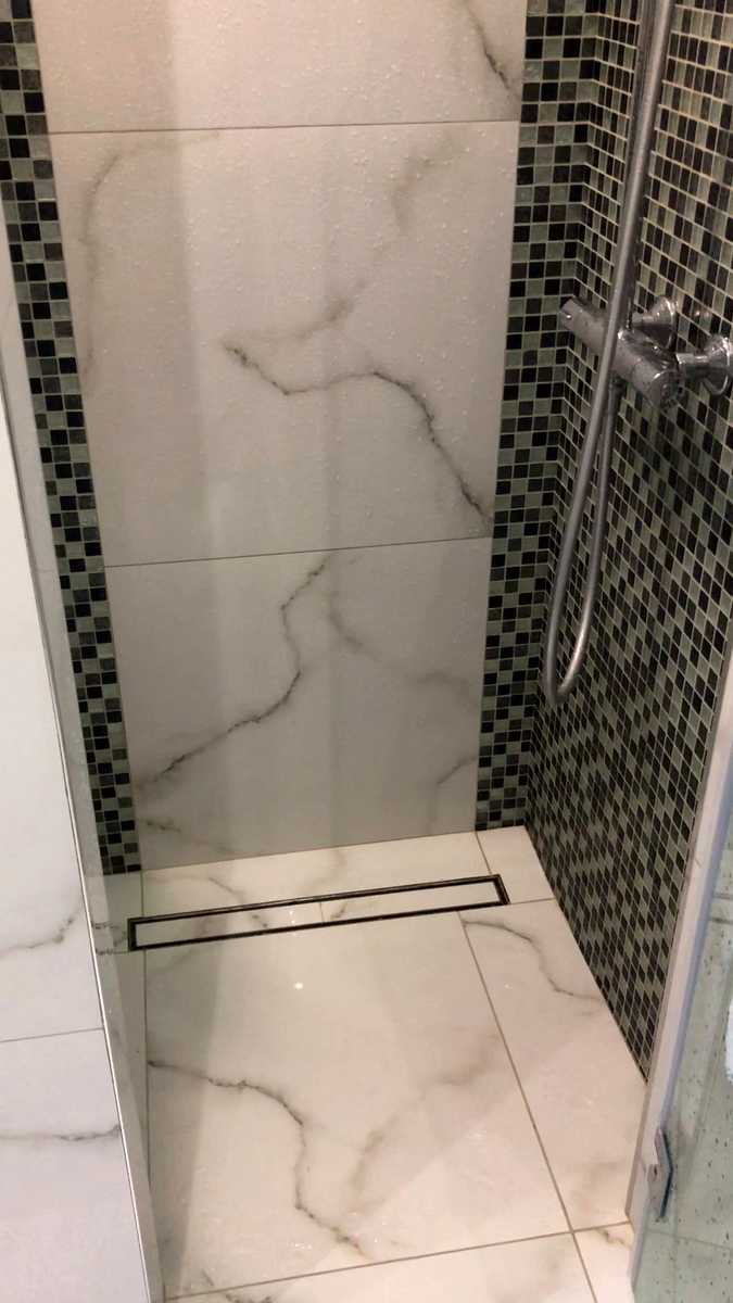 1877853775887432