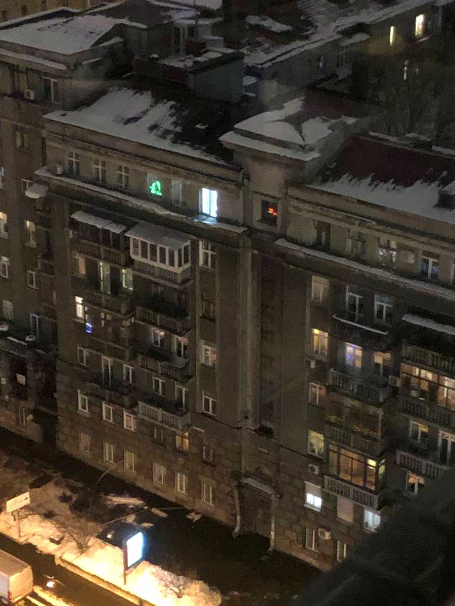 1877853910421631