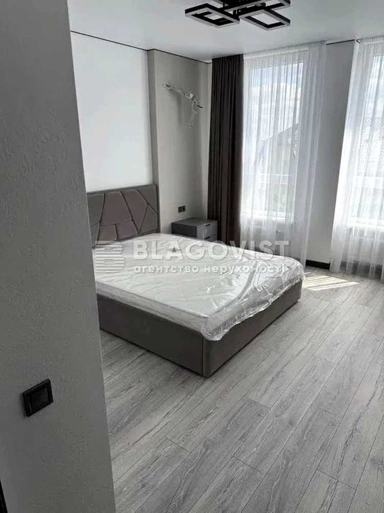 1877854067568024