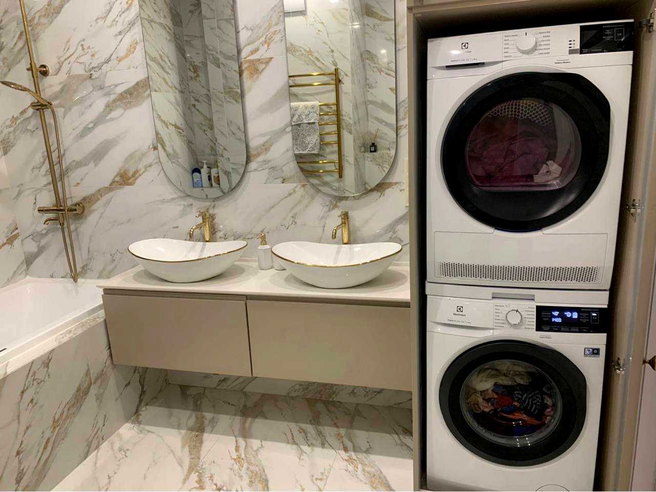 1877854976564563.jpg