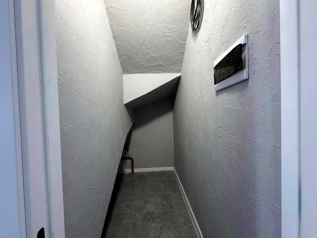 1877856555242204