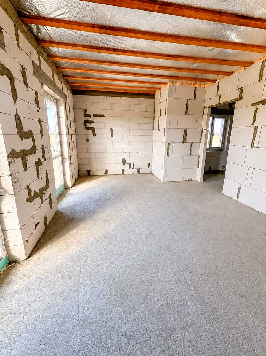 1877856622173974
