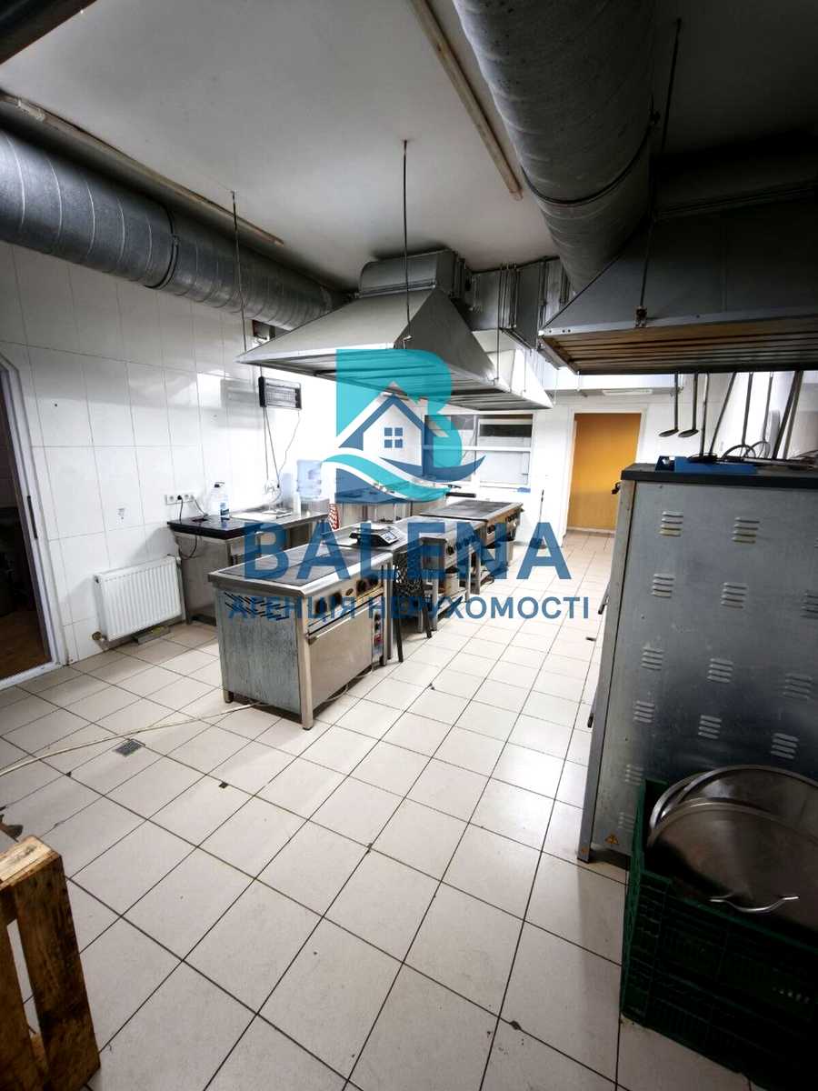 1877856673811886
