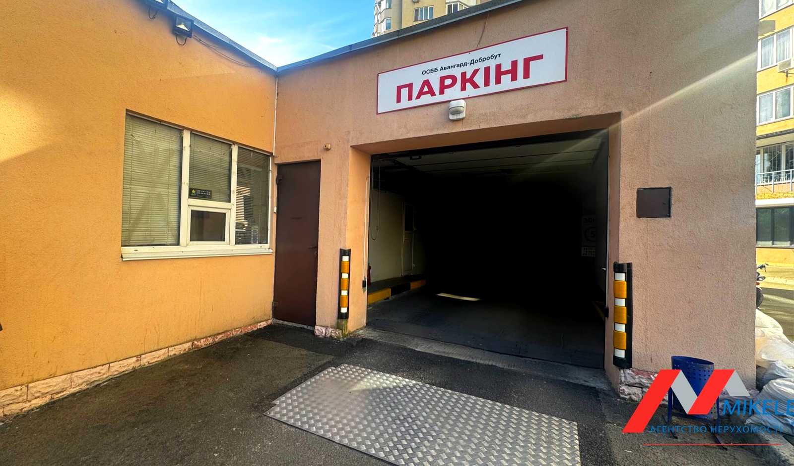 1877857011254073
