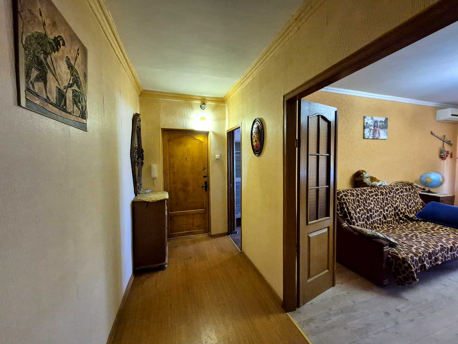 1877857680464245