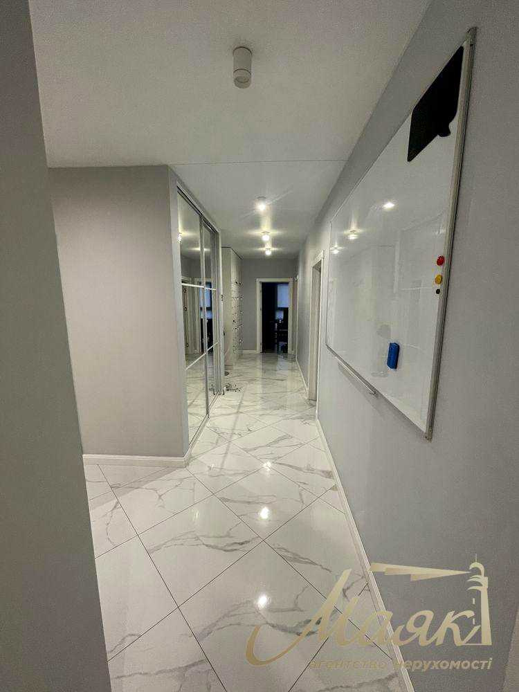 1877858535776840