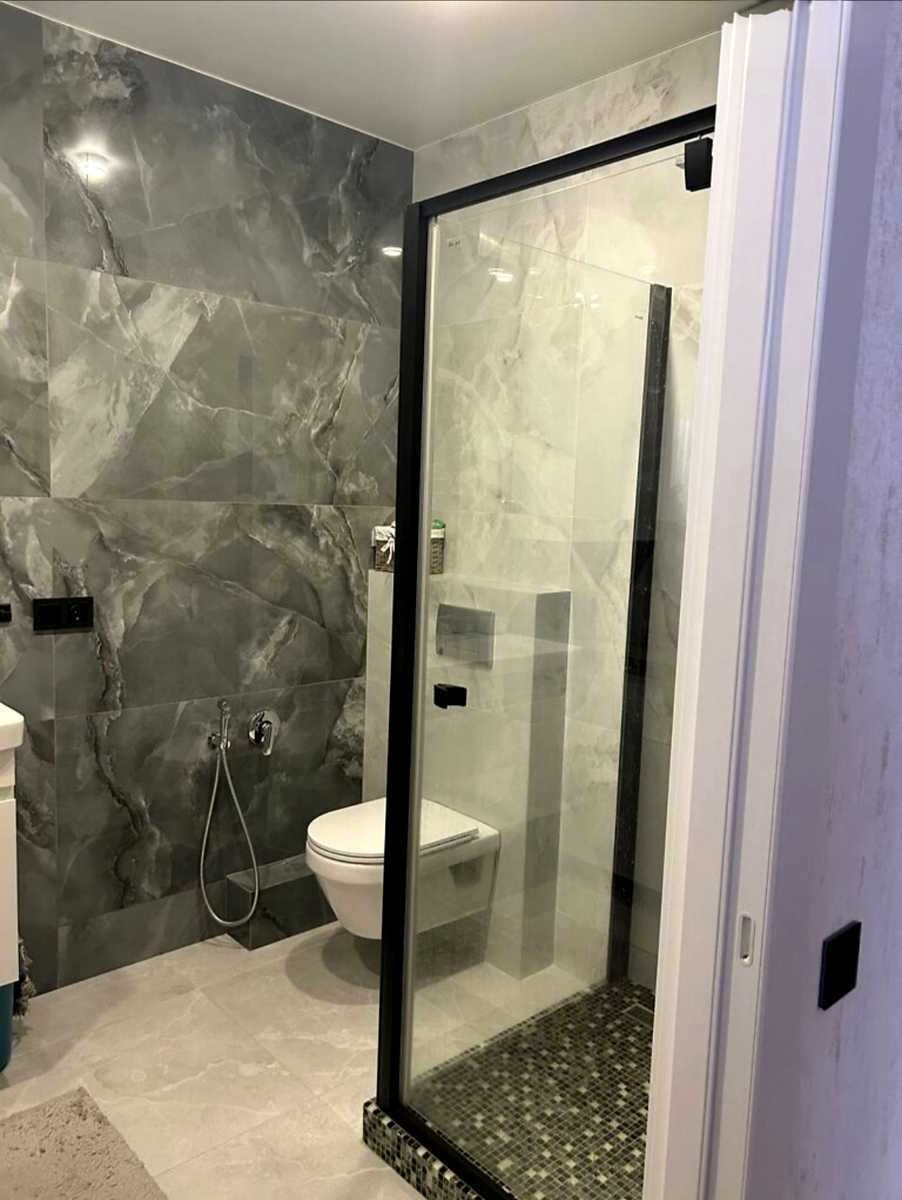 1877858940772032
