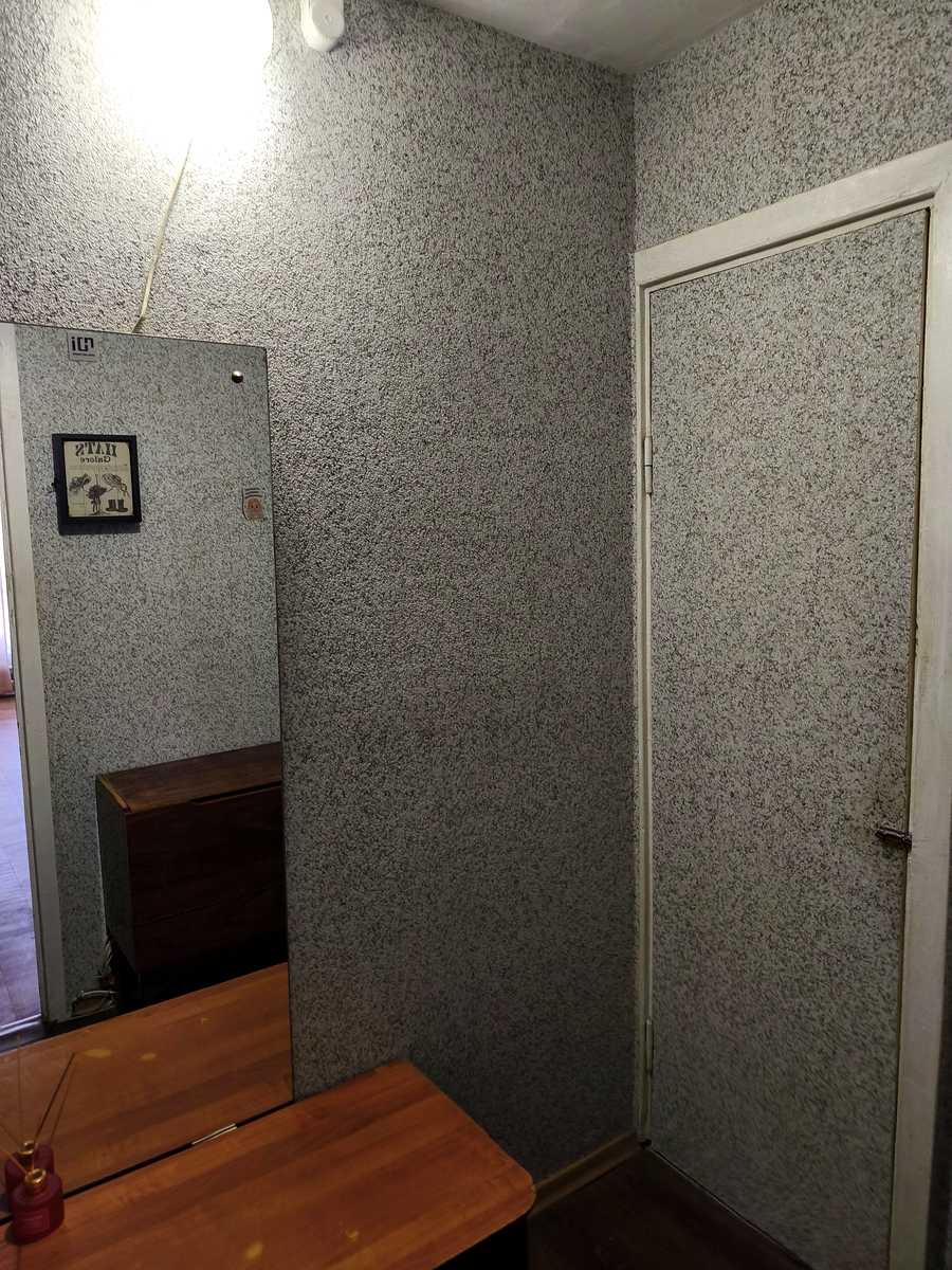 1877861055952296