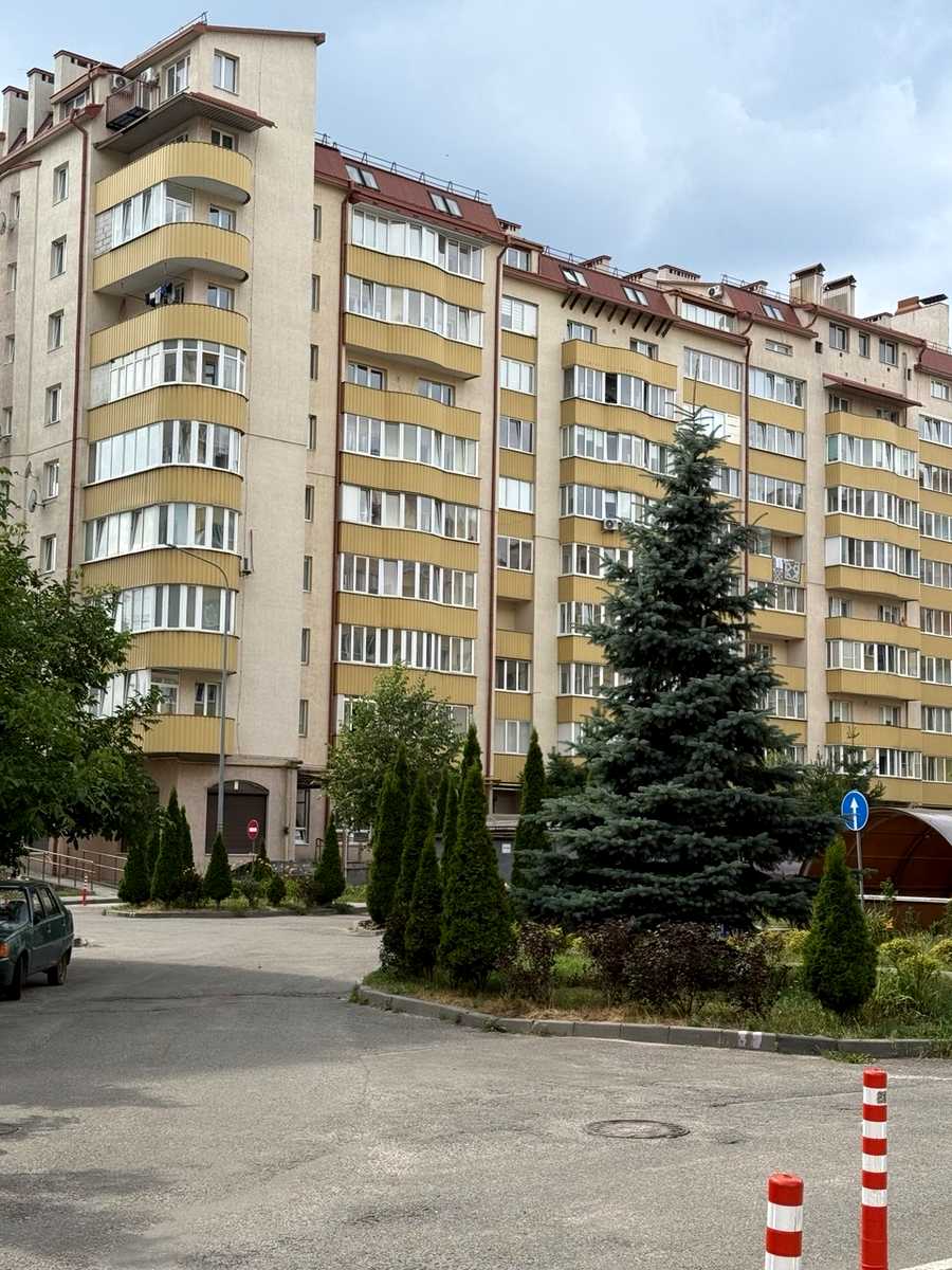 1877861965021573