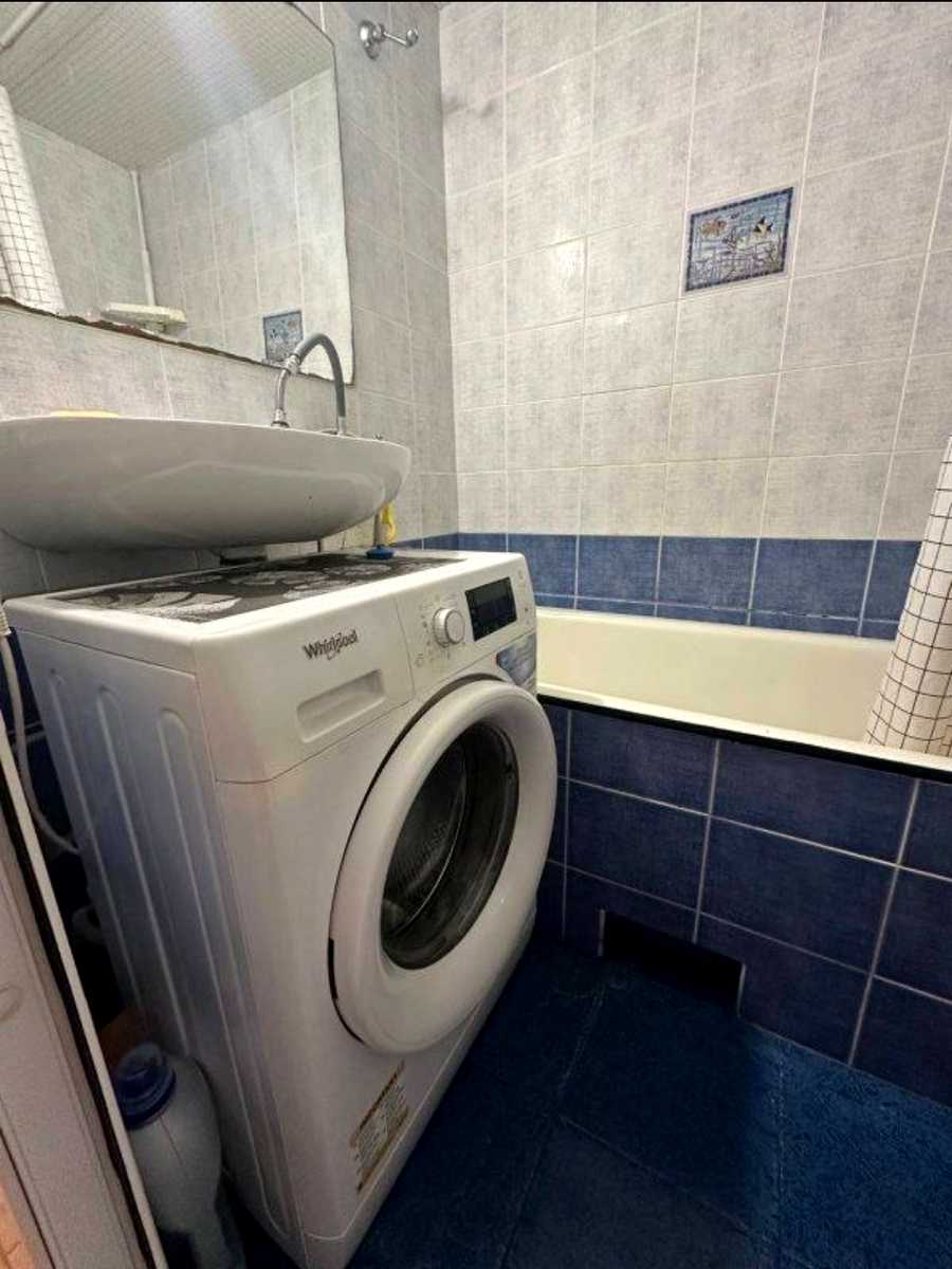 1877864386756747