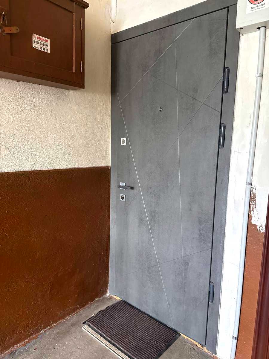 1877865200770644