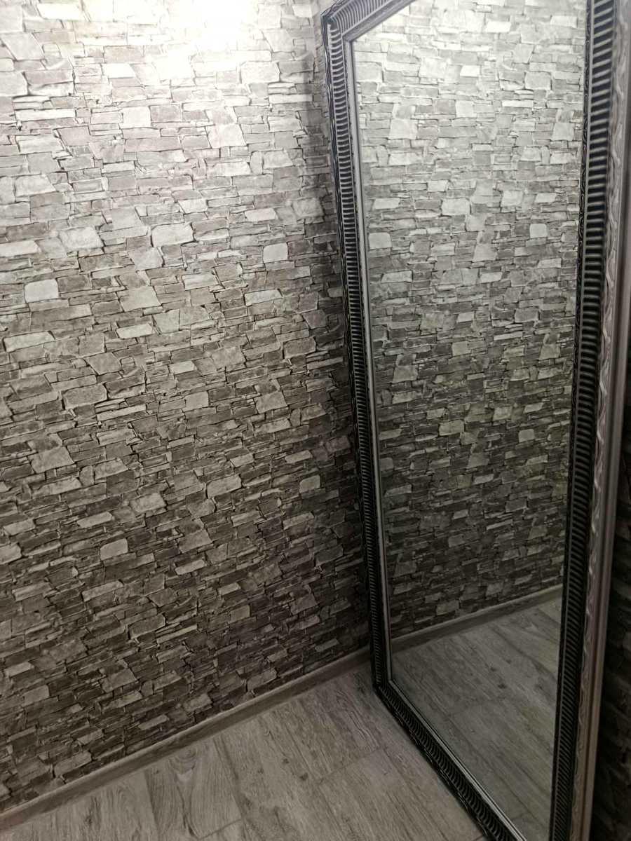 1877866434010754