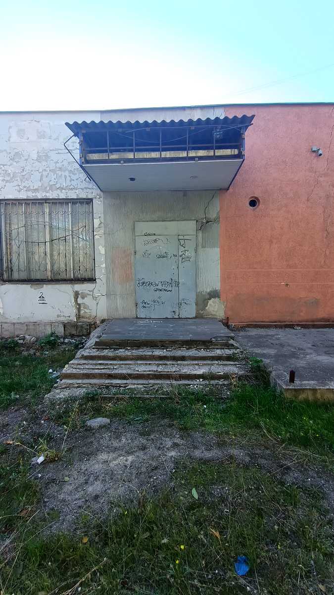 1877867798340683