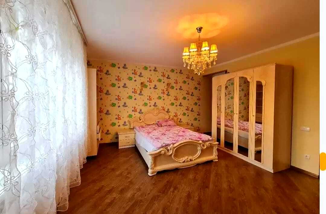 1877868484419715