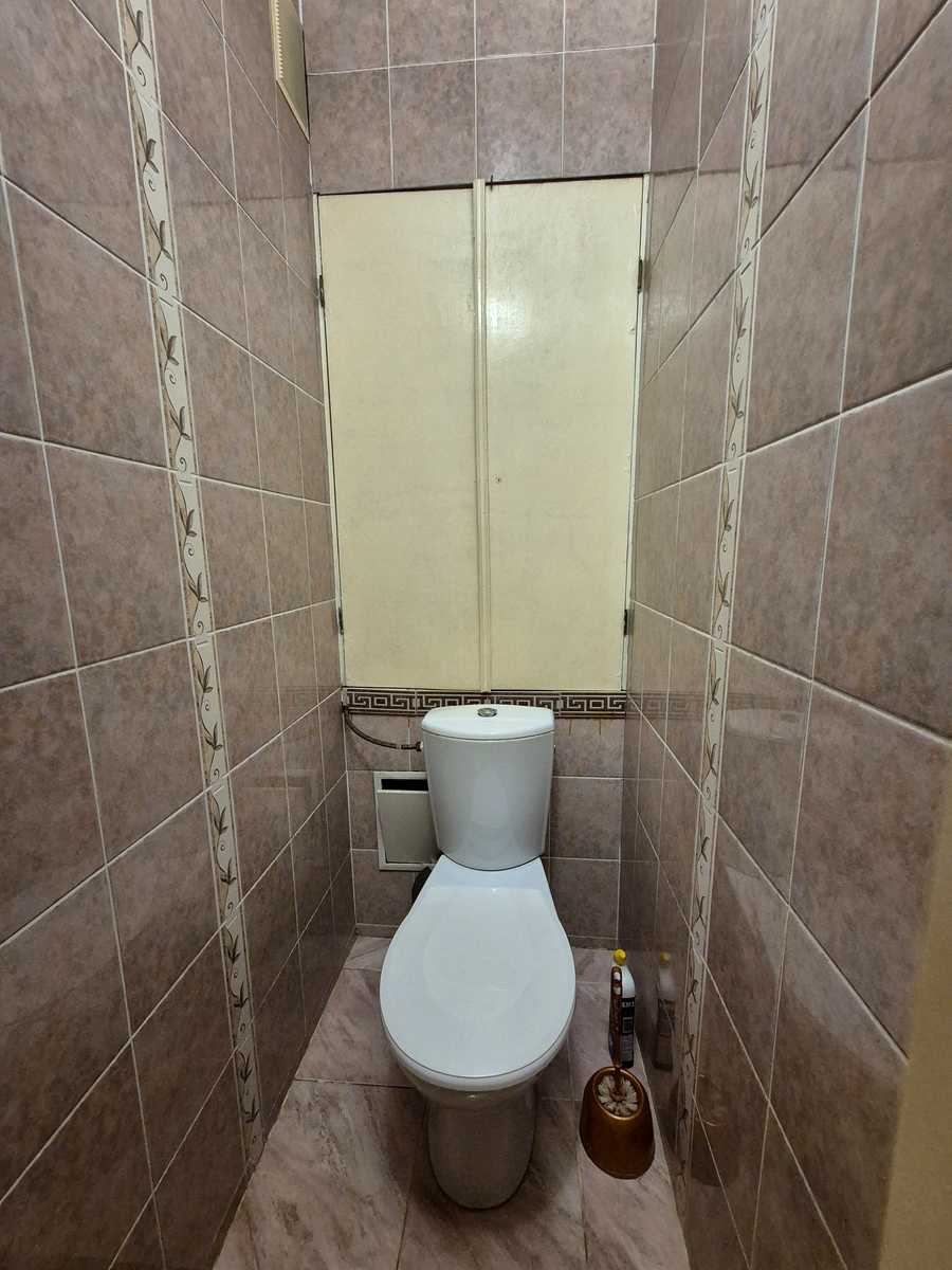 1877869044951702