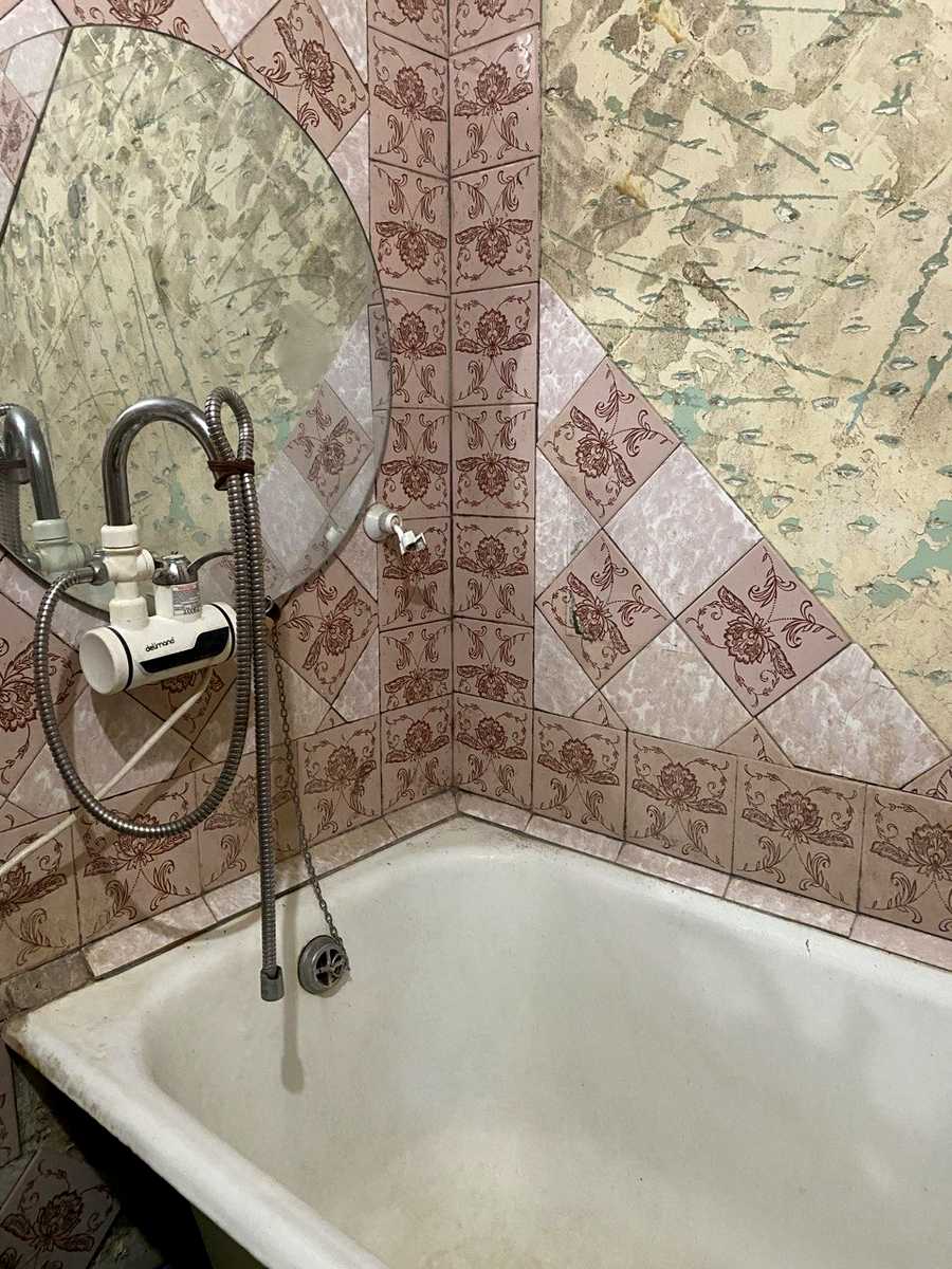 1877870305403873