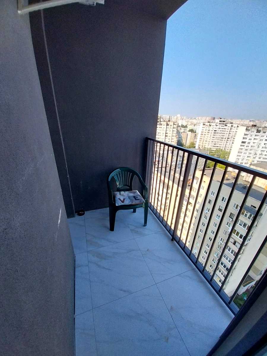 1877873130374012