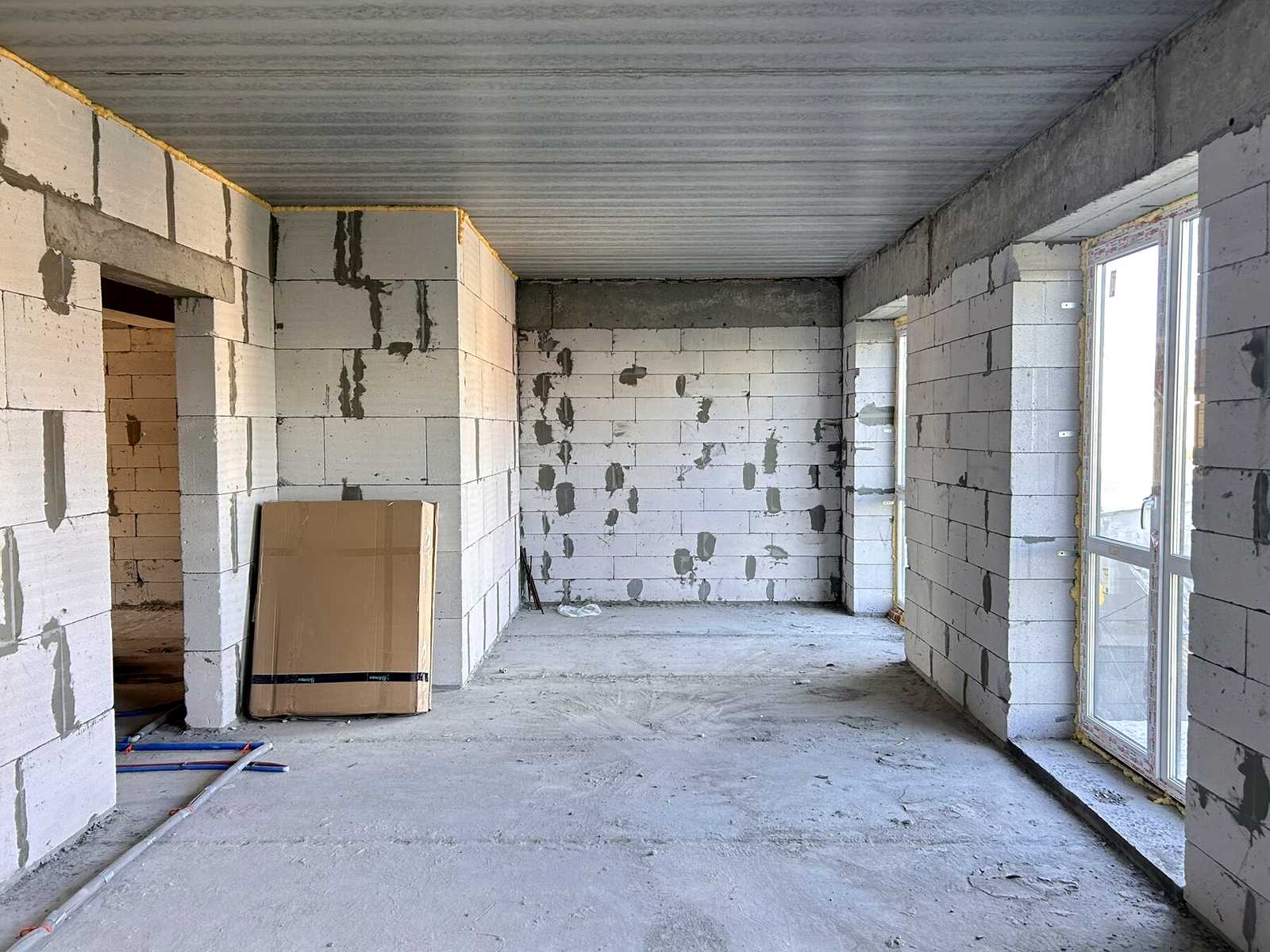 1877874393908629