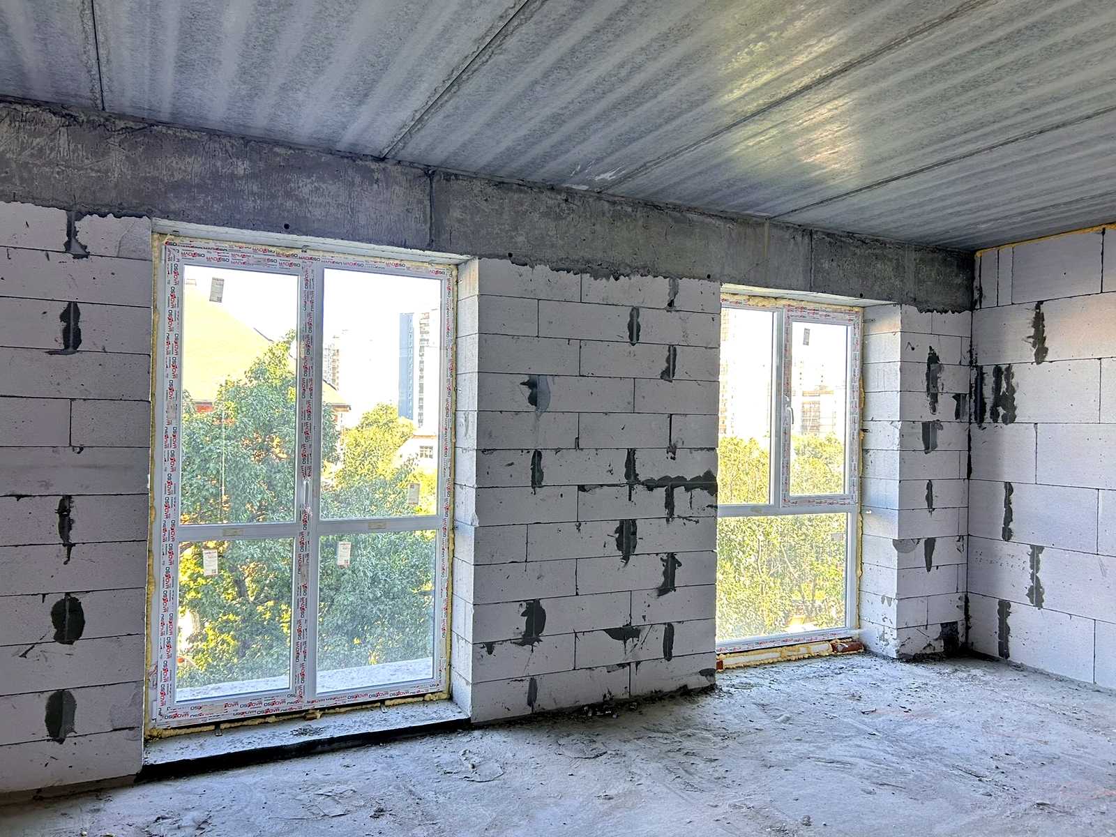 1877874393912865