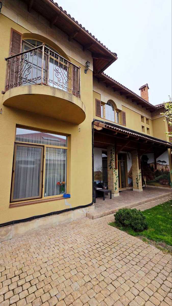 Дом по адресу ул. Бирюзовая (площадь 140 м²) Дом по адресу ул. Бирюзовая (площадь 140 м²) - Atlanta.ua