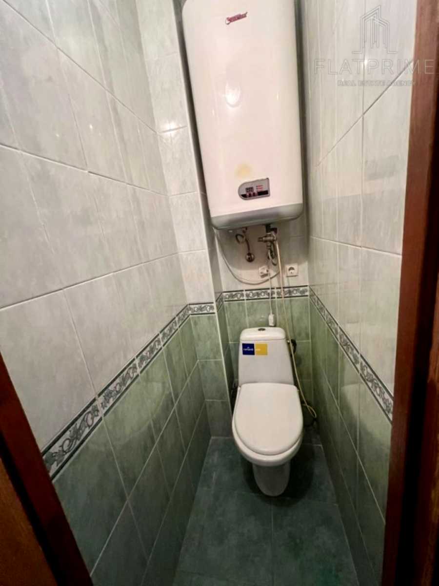 1877878745199824