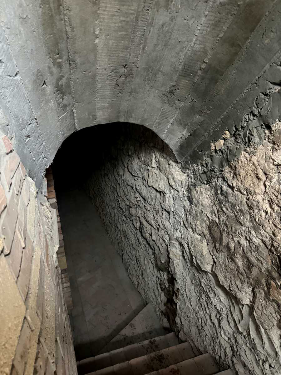 1877879034848853