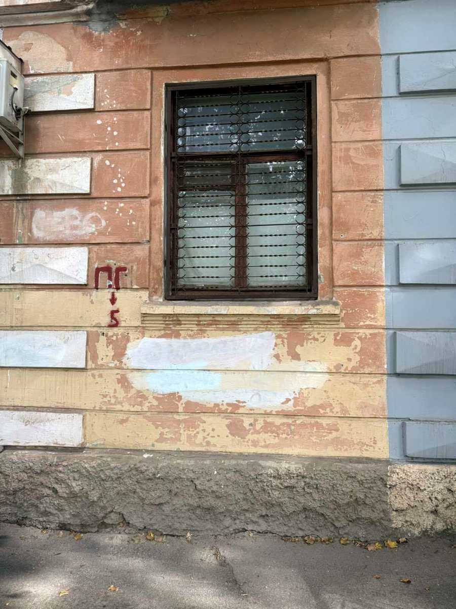 1877882160917773