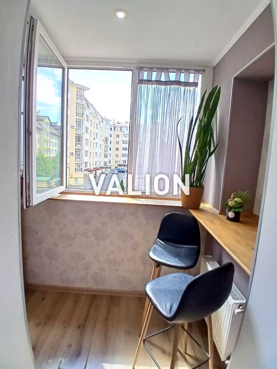 1877889970884853