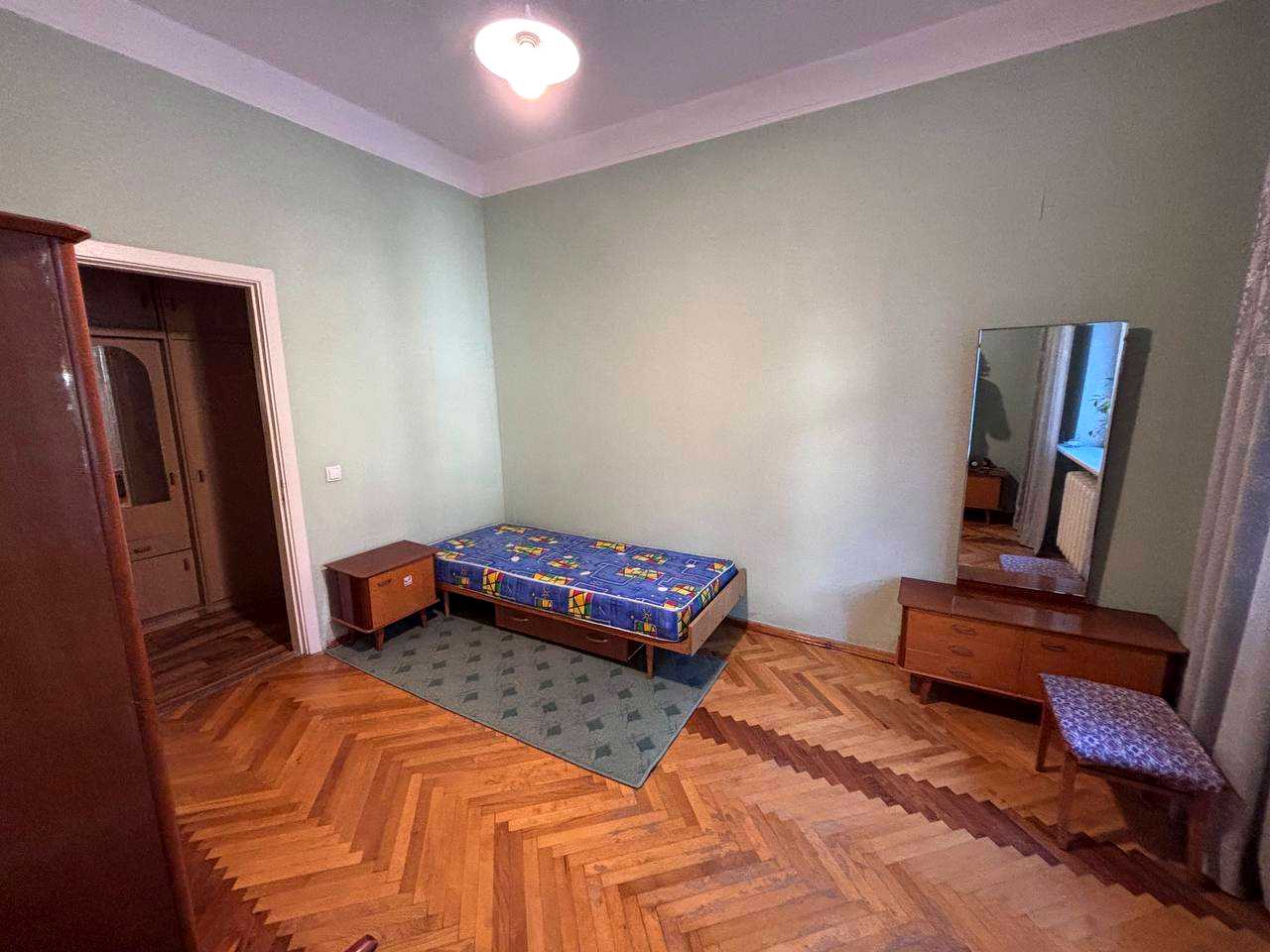 1877919583896171