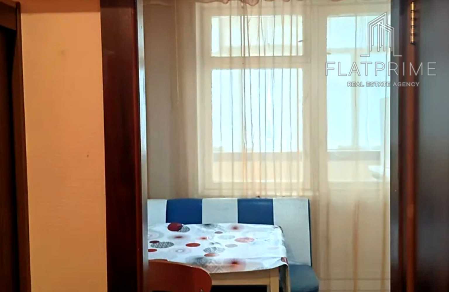 1877921638477003