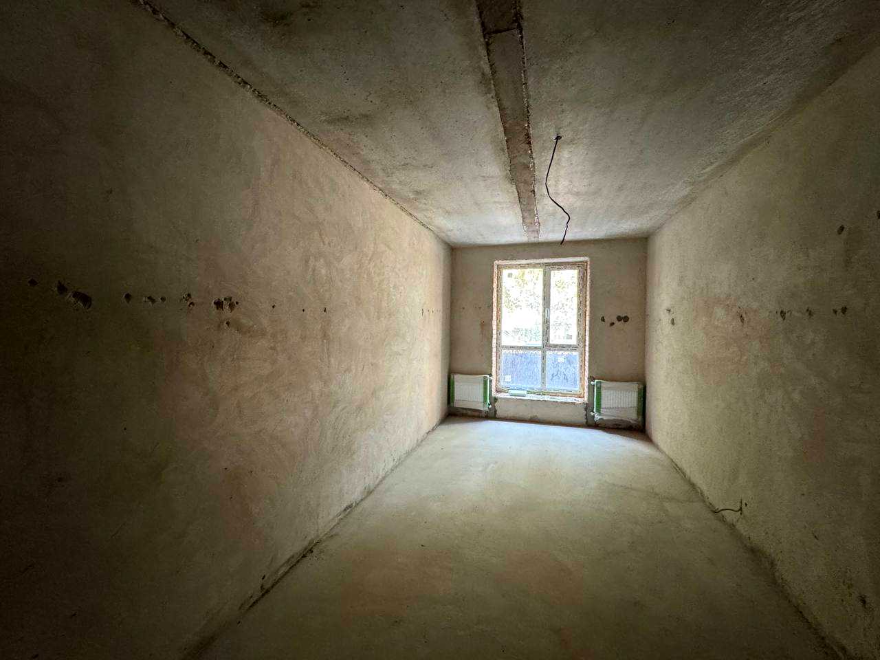 1877921849158258