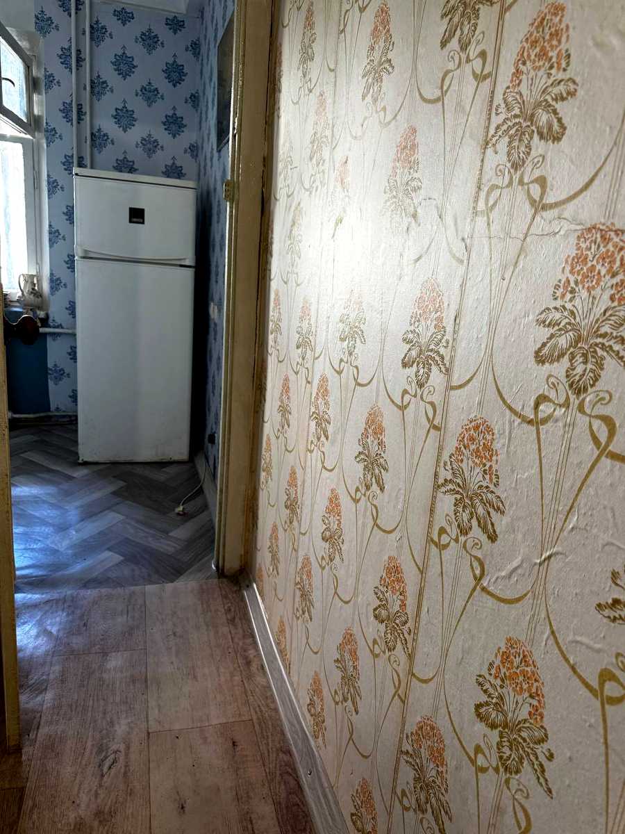 1877922160006103