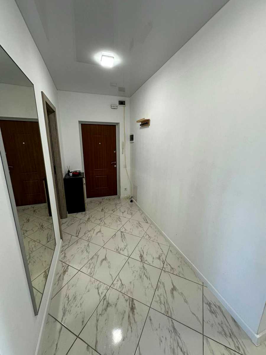 1877922757779271