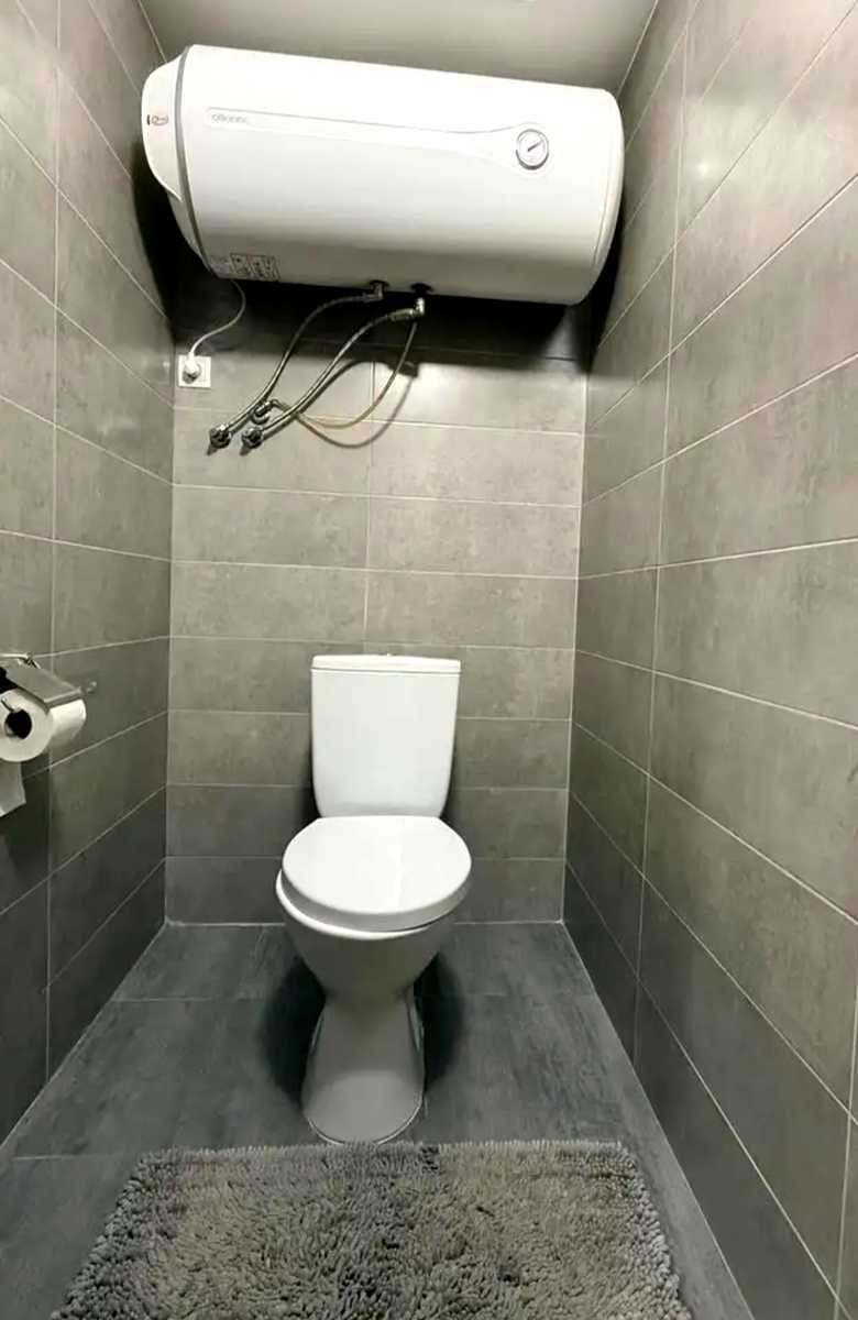 1877922859275675