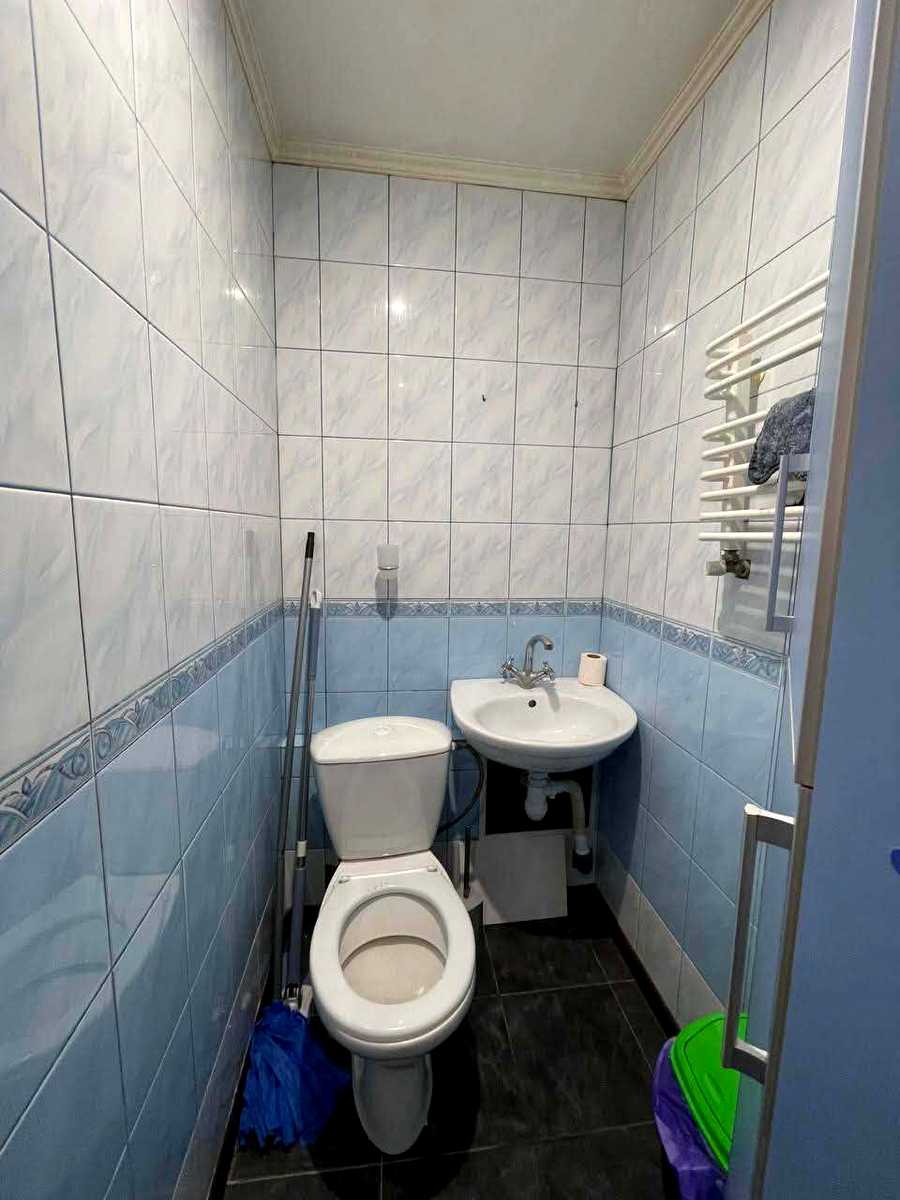 1877923816902489