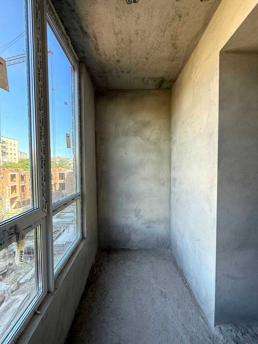 1877924375312047