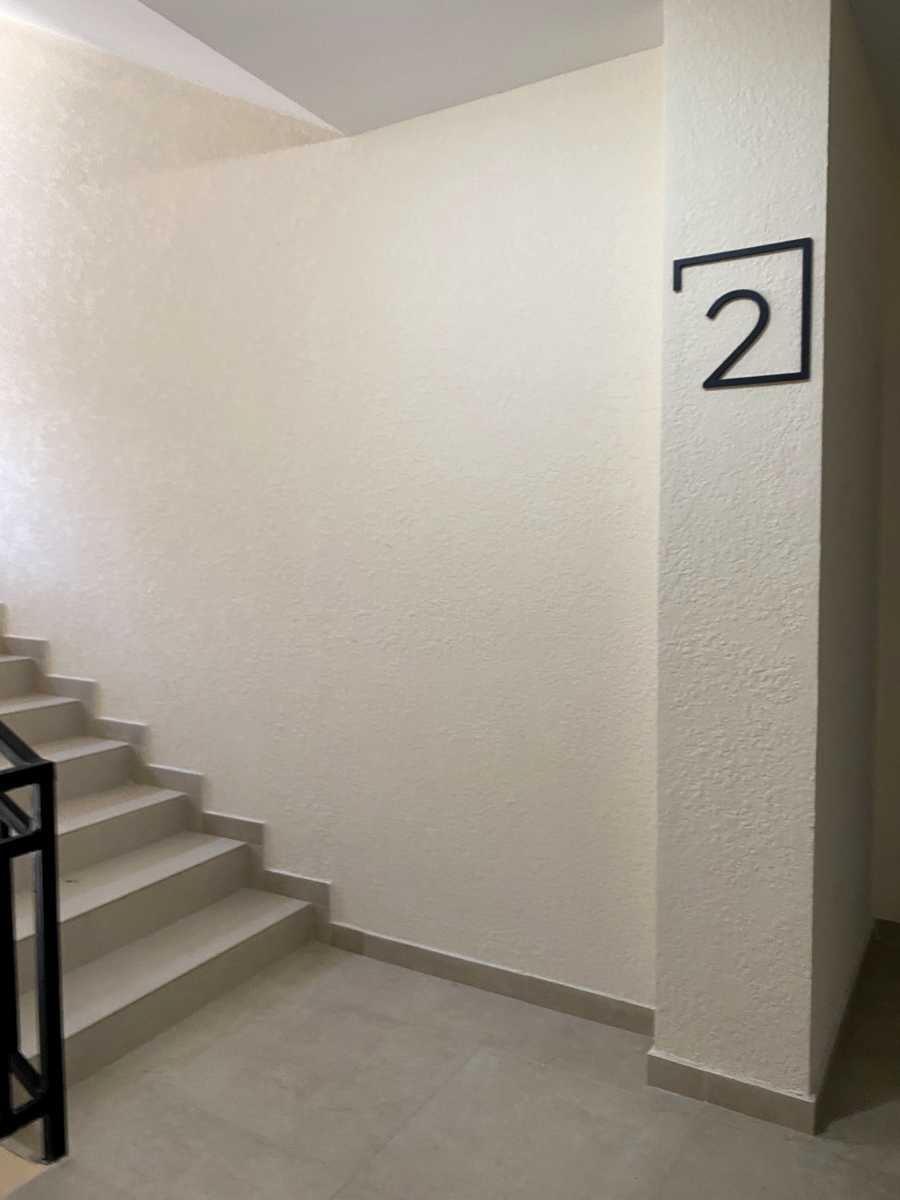 1877925086467114