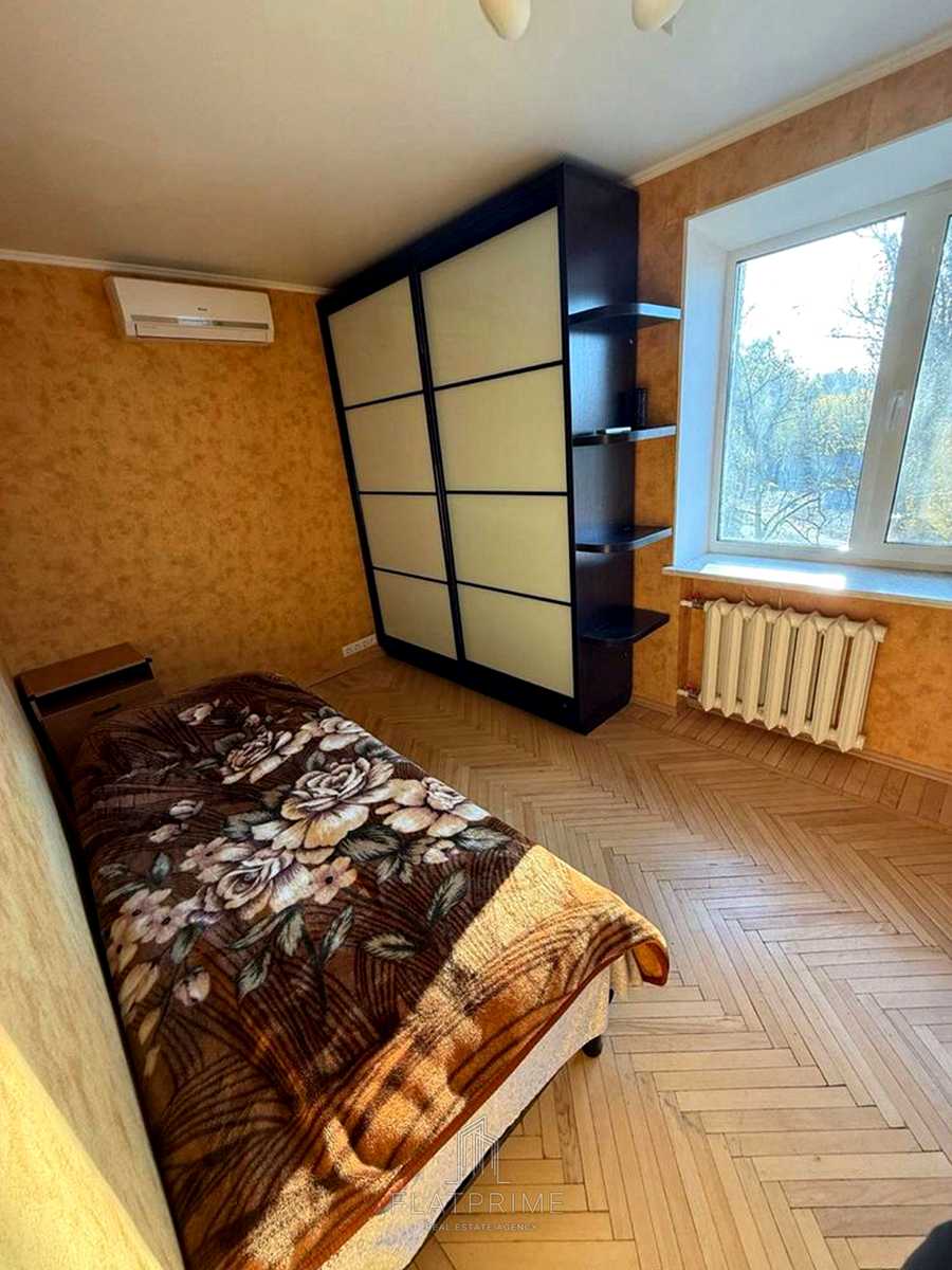 1877925306315639