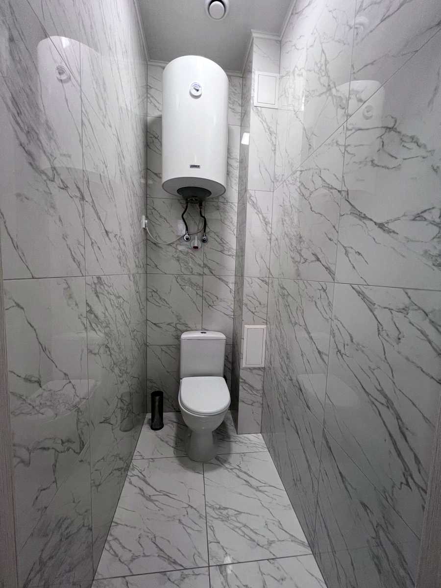 1877925622784476