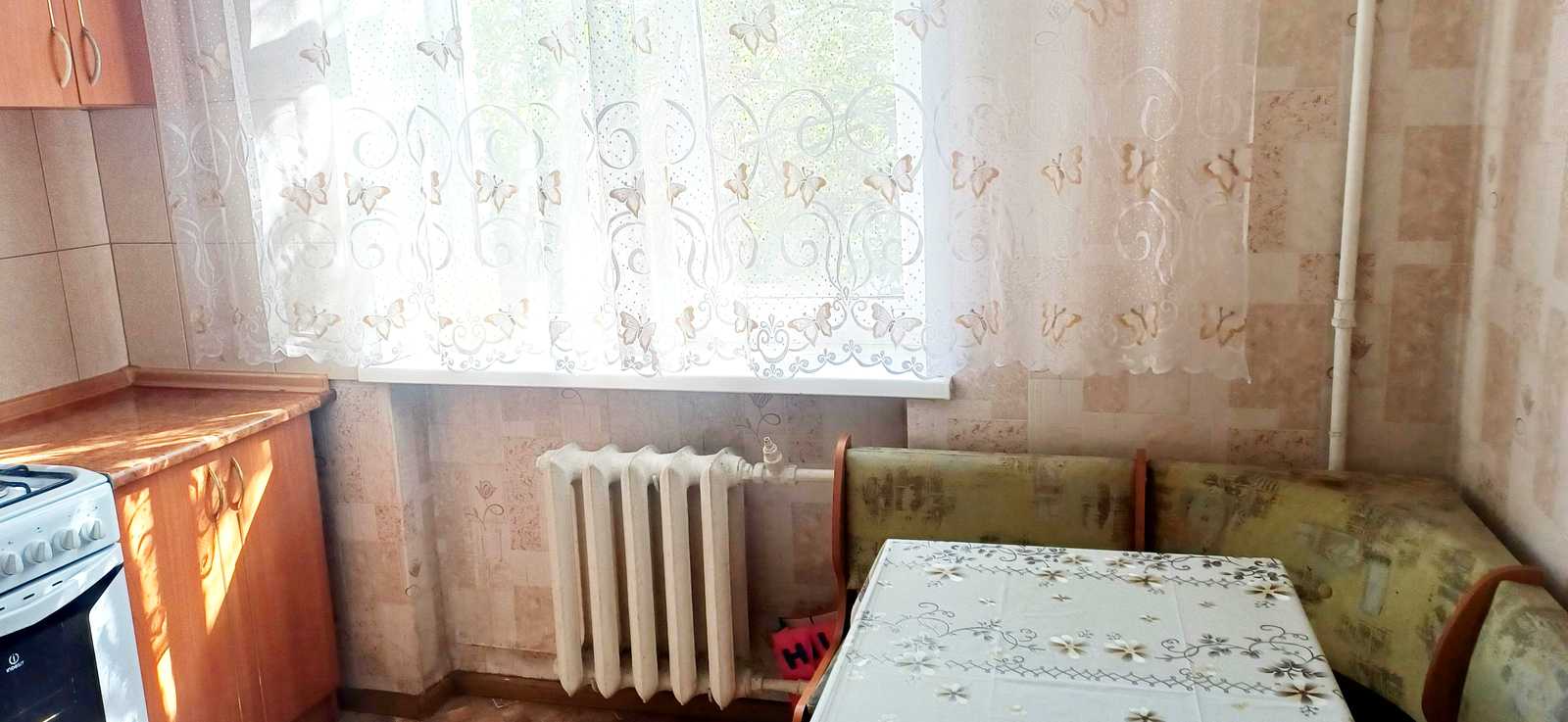 1877925703739332