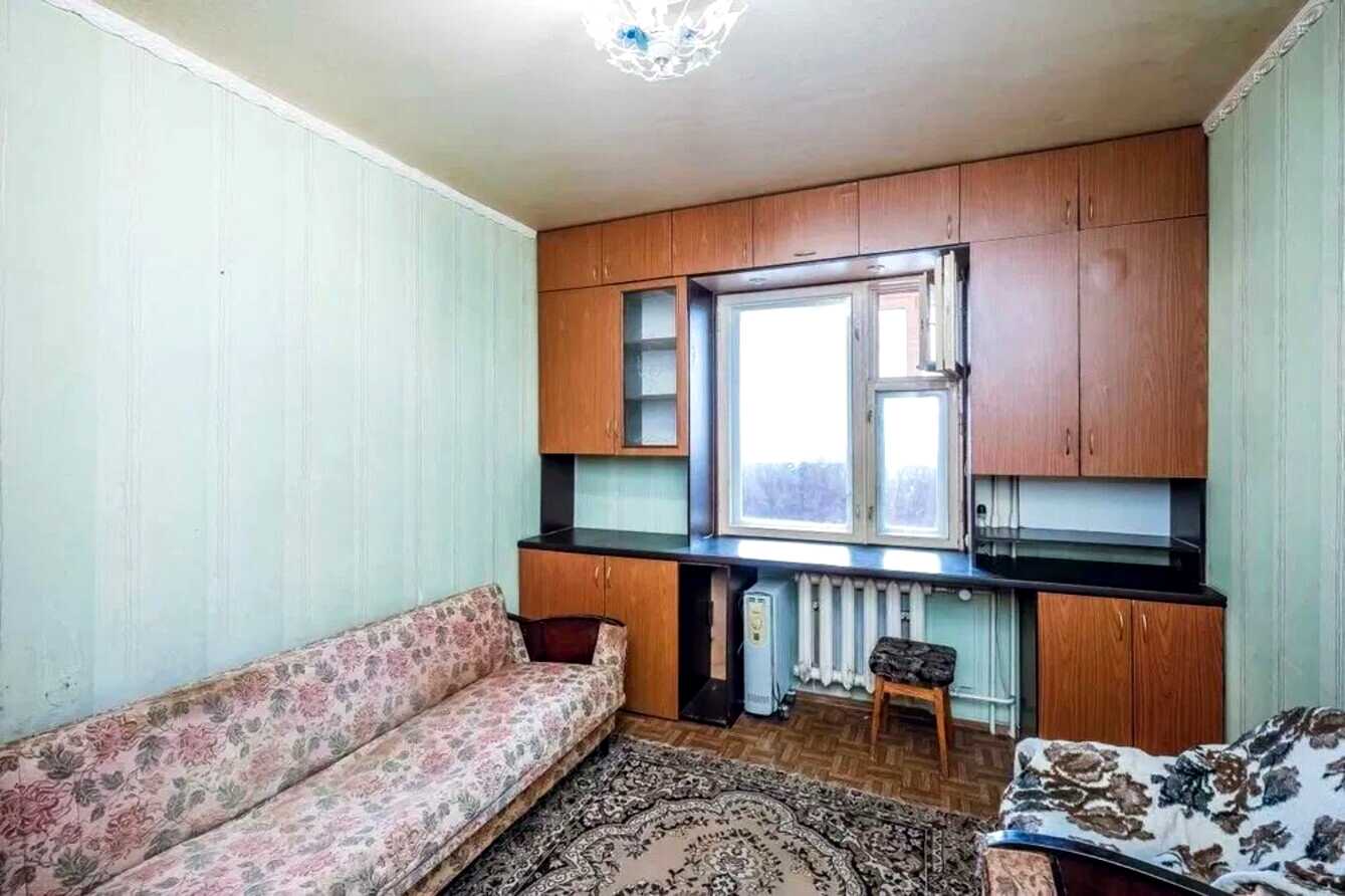 1877926709021968